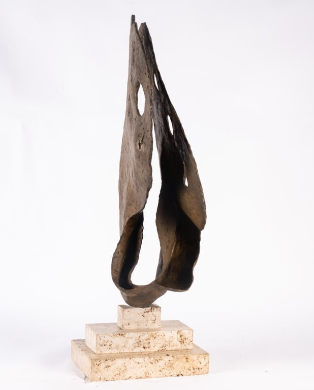 ABSTRACT BRONZE BUTTERFLY SCULPTURE - 6