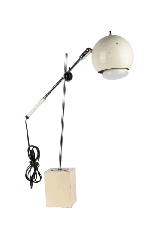 MCM ROBERT SONNEMAN DESK LAMP: MCM Robert Sonneman desk lamp. Approximate dimensions: h. 23", w. 15", d. 5" Disclaimer: Participating bidders must have a credit card on file with LiveAuctioneers in order for their bidding
