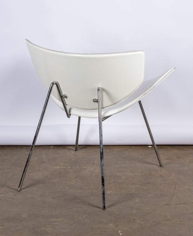 PAIR OF MCM STYLE ACCENT CHAIRS - 7