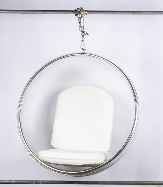EERO AARNIO STYLE ACRYLIC HANGING BUBBLE CHAIR - 2