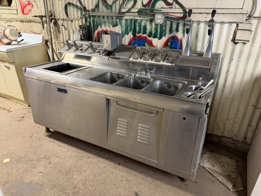 1950S SODA FOUNTAIN UNIT: 1950s soda fountain unit. Approximate dimensions: h. 36", w. 72", d. 31" Disclaimer: Participating bidders must have a credit card on file with LiveAuctioneers in order for their bidding registration 
