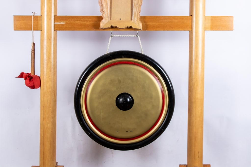 CONTEMPORARY LARGE CHINESE GONG - 3