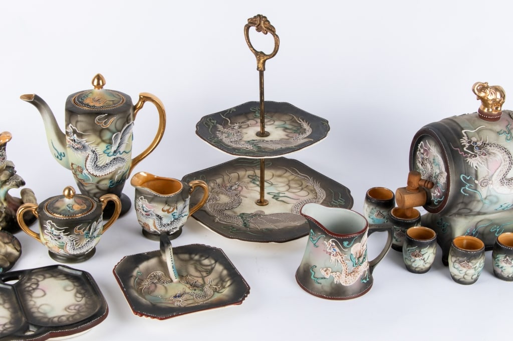 25PC JAPANESE PORCELAIN DESSERT WARE - 3