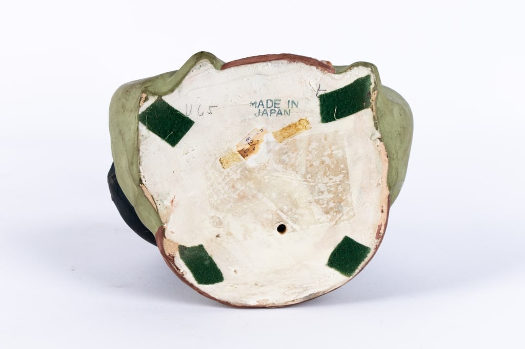 JAPANESE HAKATA CERAMIC FIGURINE - 5