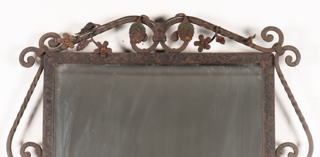 METAL WALL MIRROR WITH FLORAL ACCENTS - 2
