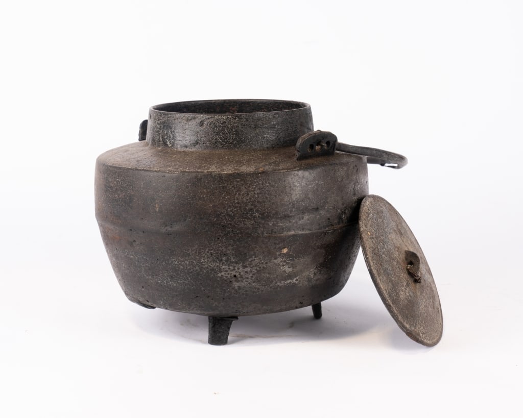 ANTIQUE WATER POT - 4