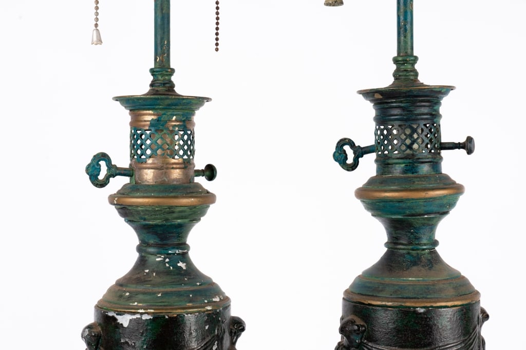PAIR OF LEVITON FIGURAL METAL TABLE LAMPS - 3