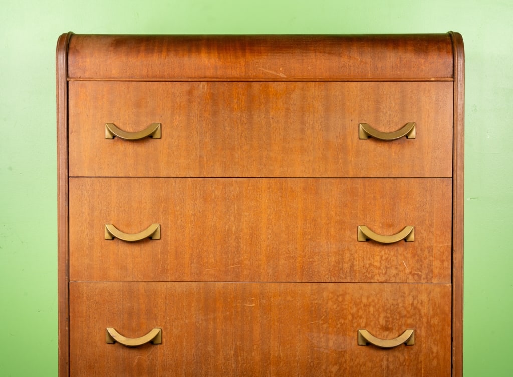 AMERICAN LATE ART DECO WATERFALL DRESSER - 3