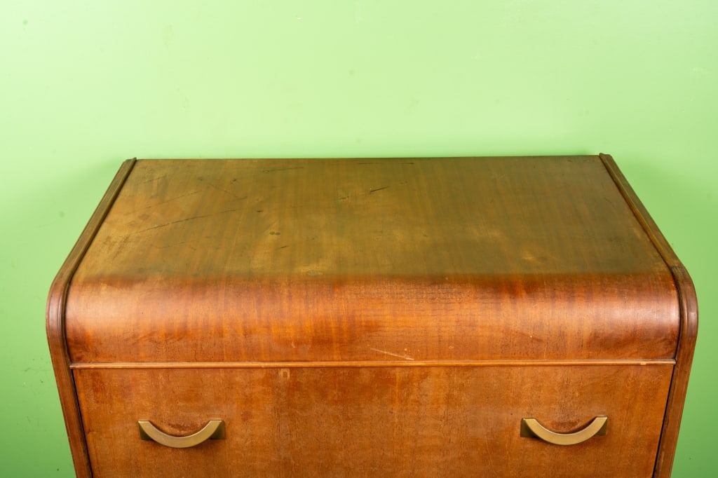 AMERICAN LATE ART DECO WATERFALL DRESSER - 7