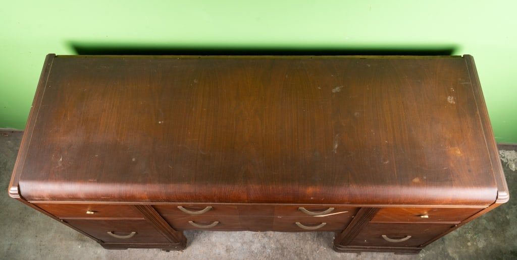 ART DECO 6-DRAWER DRESSER - 6