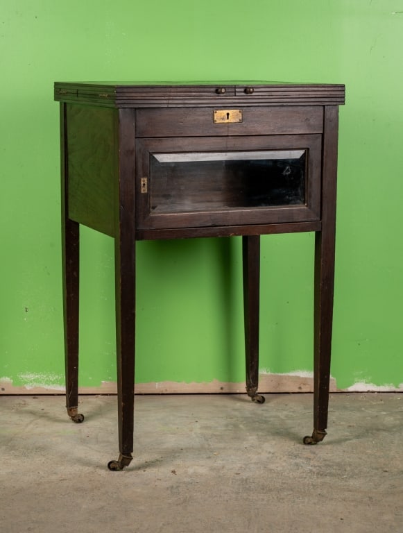 EARLY 20TH CENTURY AMERICAN BAR CABINET - 4
