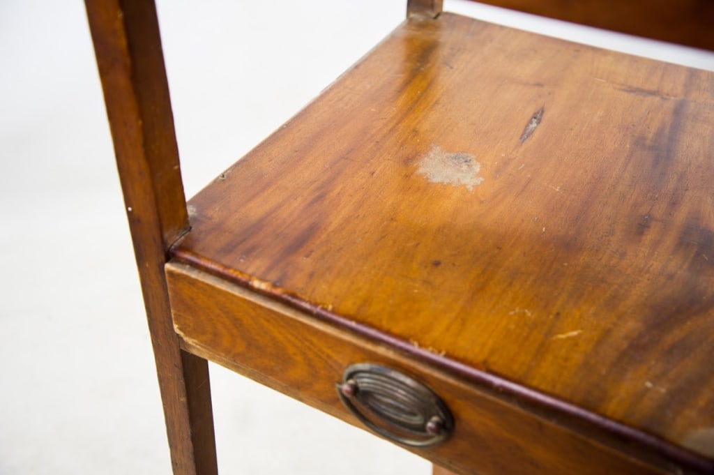 ANTIQUE MAHOGANY BEDSIDE TABLE - 6