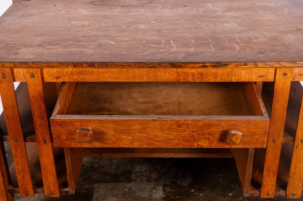 AMERICAN ARTS & CRAFTS WRITING DESK - 3