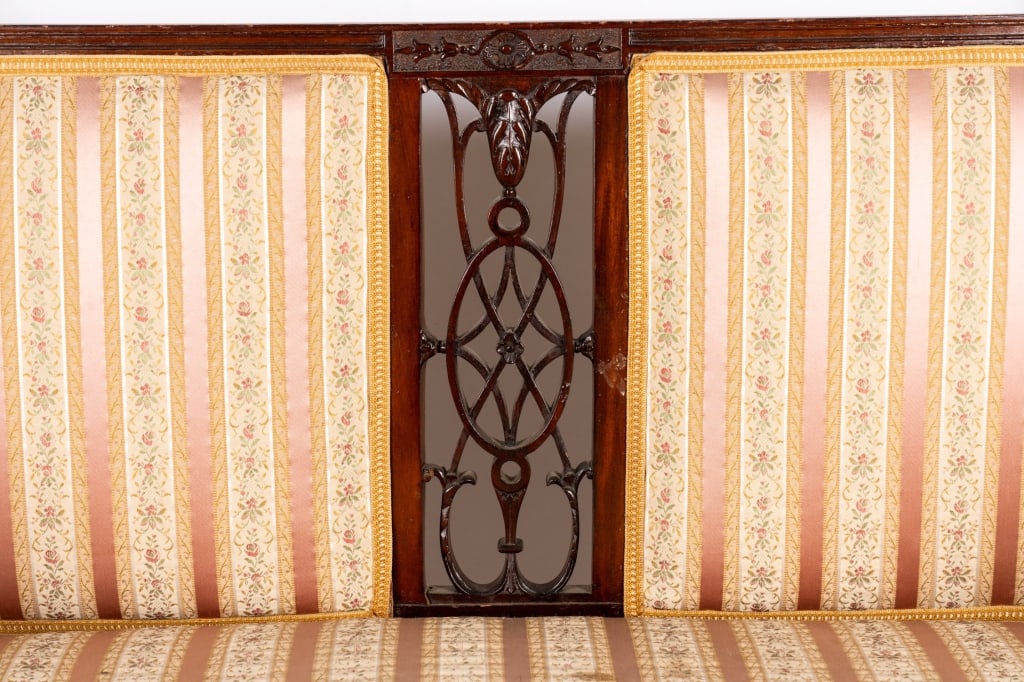 EDWARDIAN STYLE CARVED SETTEE - 4