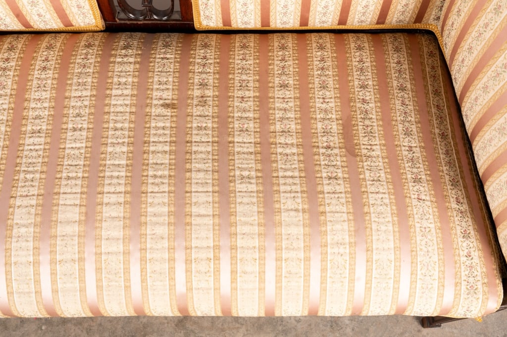 EDWARDIAN STYLE CARVED SETTEE - 5