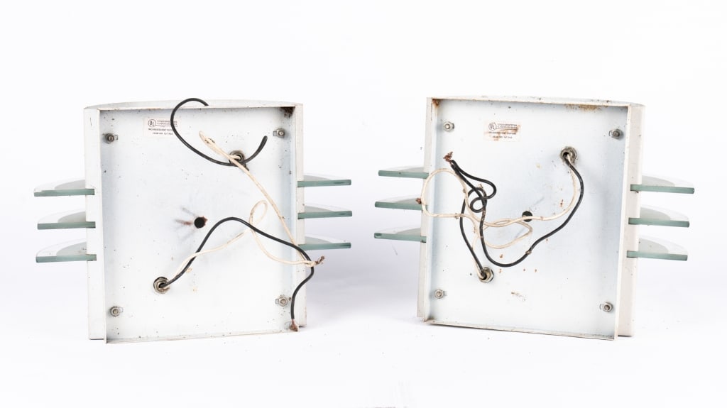 PAIR OF ART DECO STYLE WALL LIGHT FIXTURES - 8