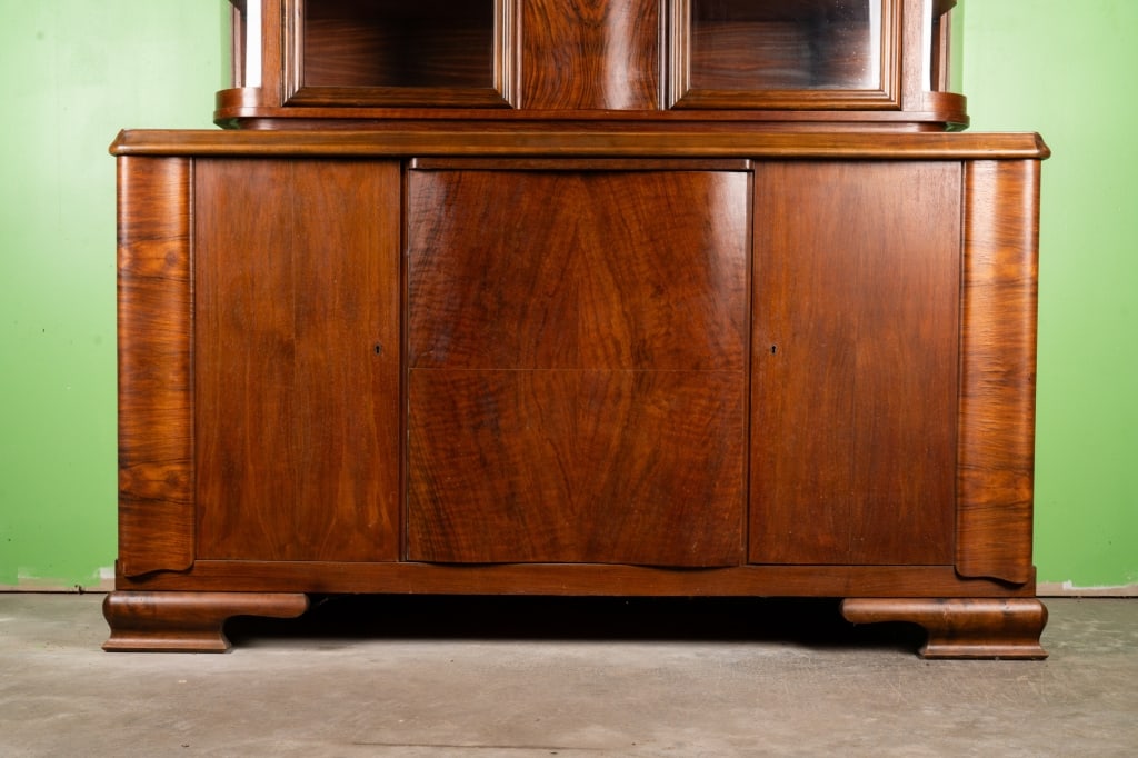 GERMAN 1920S ART DECO BURL WALNUT BUFFET - 3