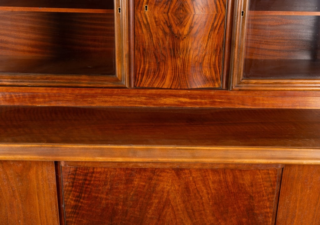 GERMAN 1920S ART DECO BURL WALNUT BUFFET - 6