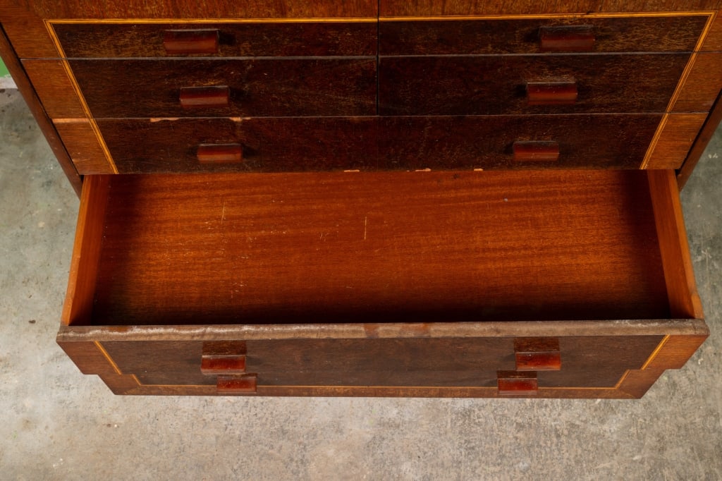 EARLY 20TH C. AMERICAN MEDICAL CABINET - 5