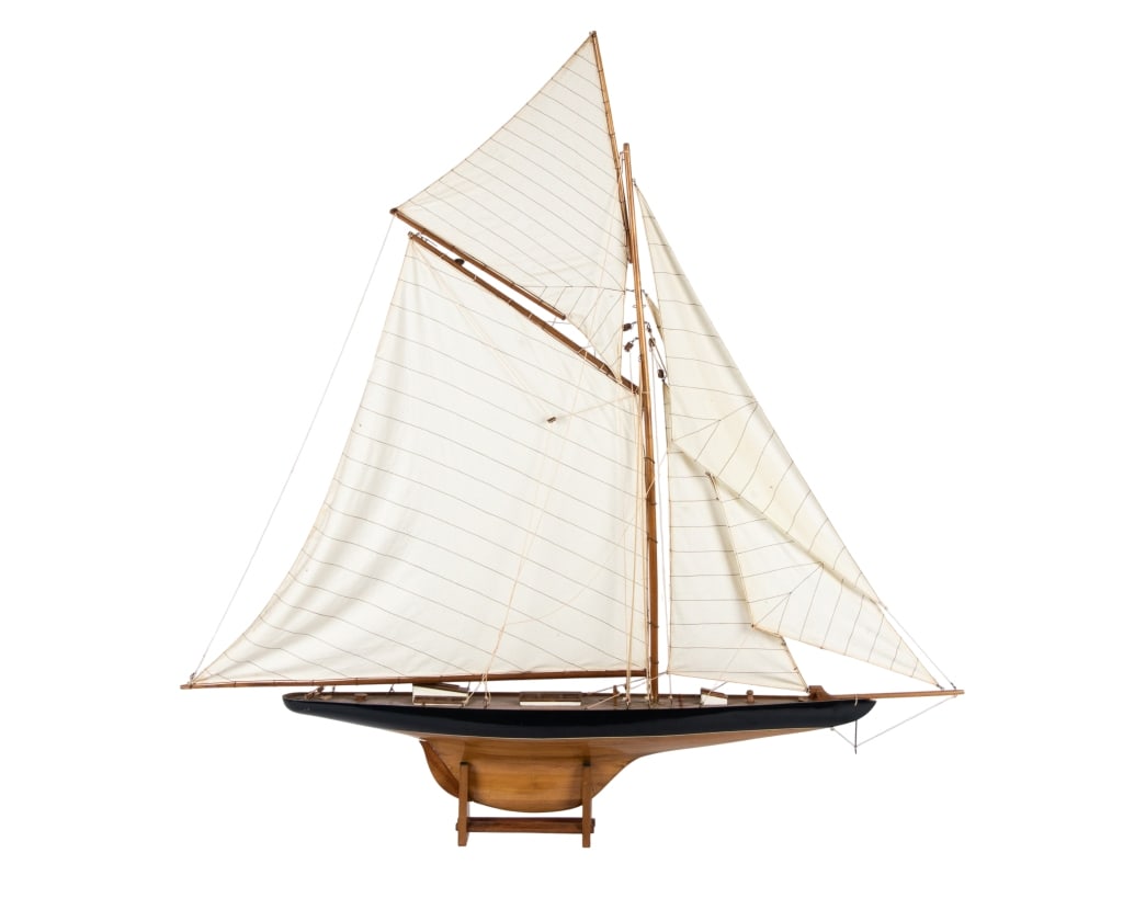 VINTAGE SAILBOAT MODEL (1 of 8)