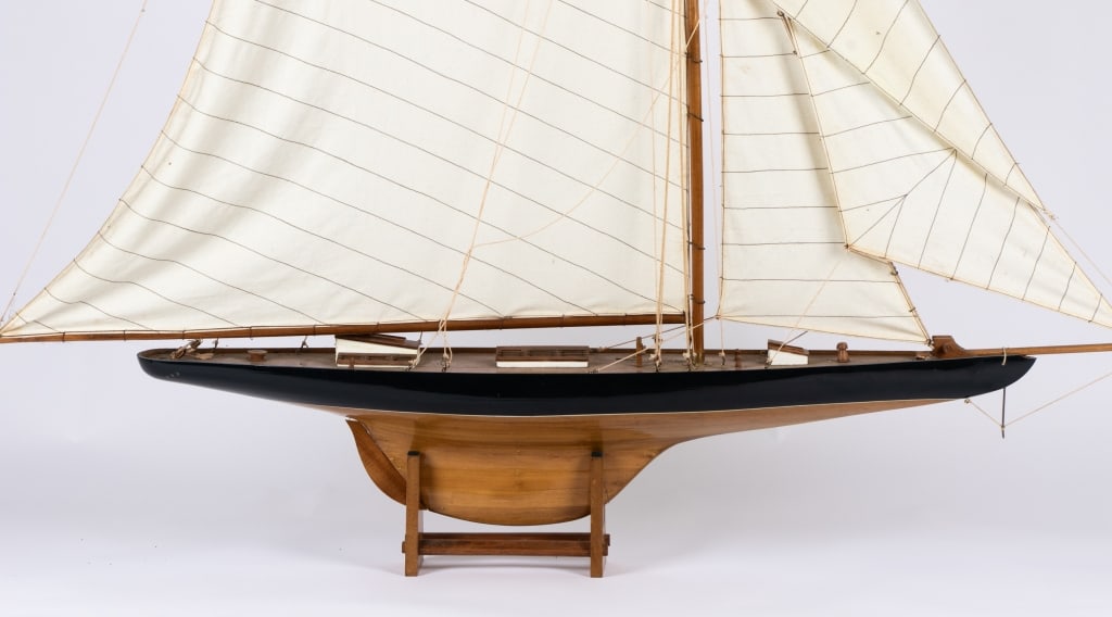 VINTAGE SAILBOAT MODEL - 2