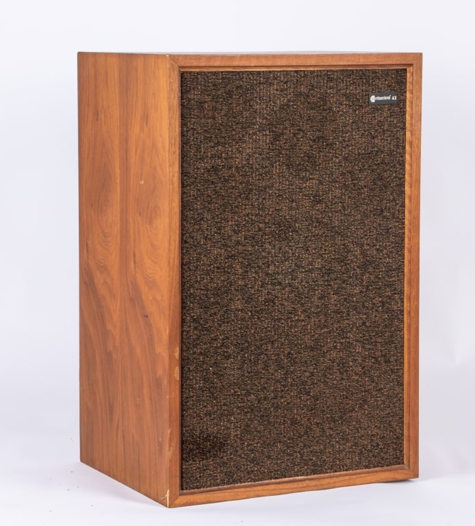 PAIR OF CRITERION 4X SPEAKERS - 3