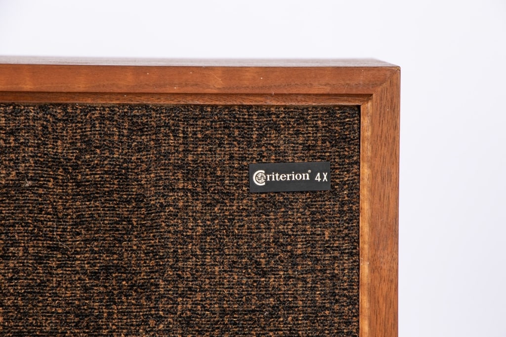 PAIR OF CRITERION 4X SPEAKERS - 5