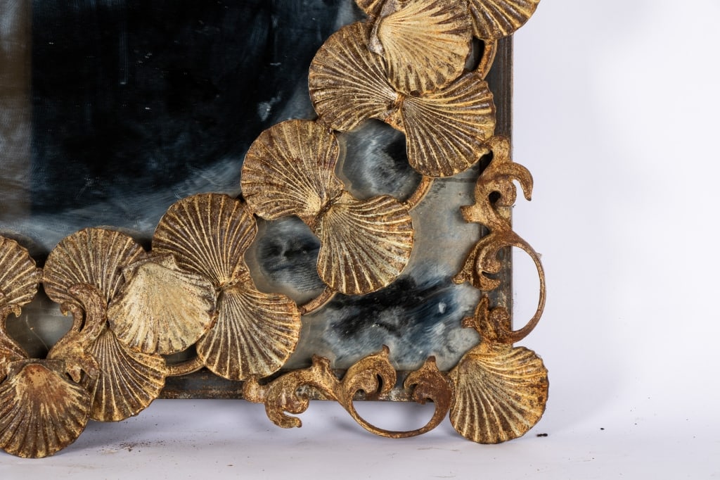 CONTEMPORARY METAL SHELL MOTIF WALL MIRROR - 3