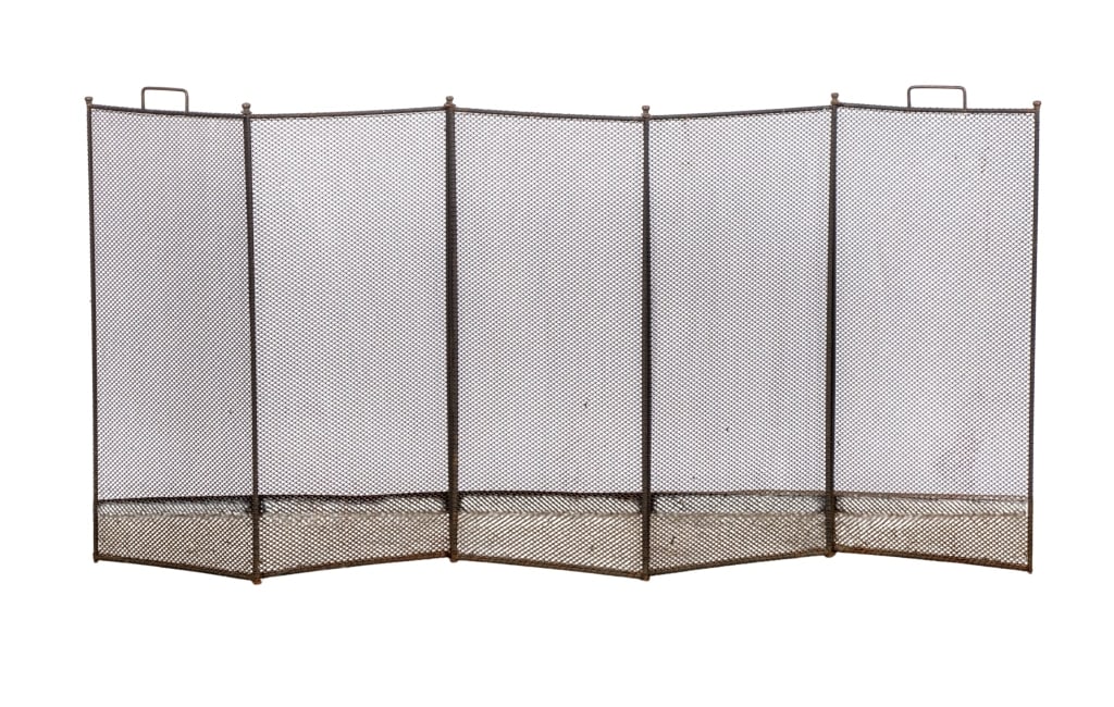 VINTAGE MESH METAL FIREPLACE SCREEN (1 of 5)