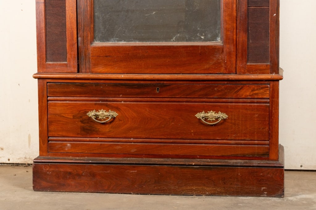 20TH CENTURY MAHOGANY MIRRORED WARDROBE - 3