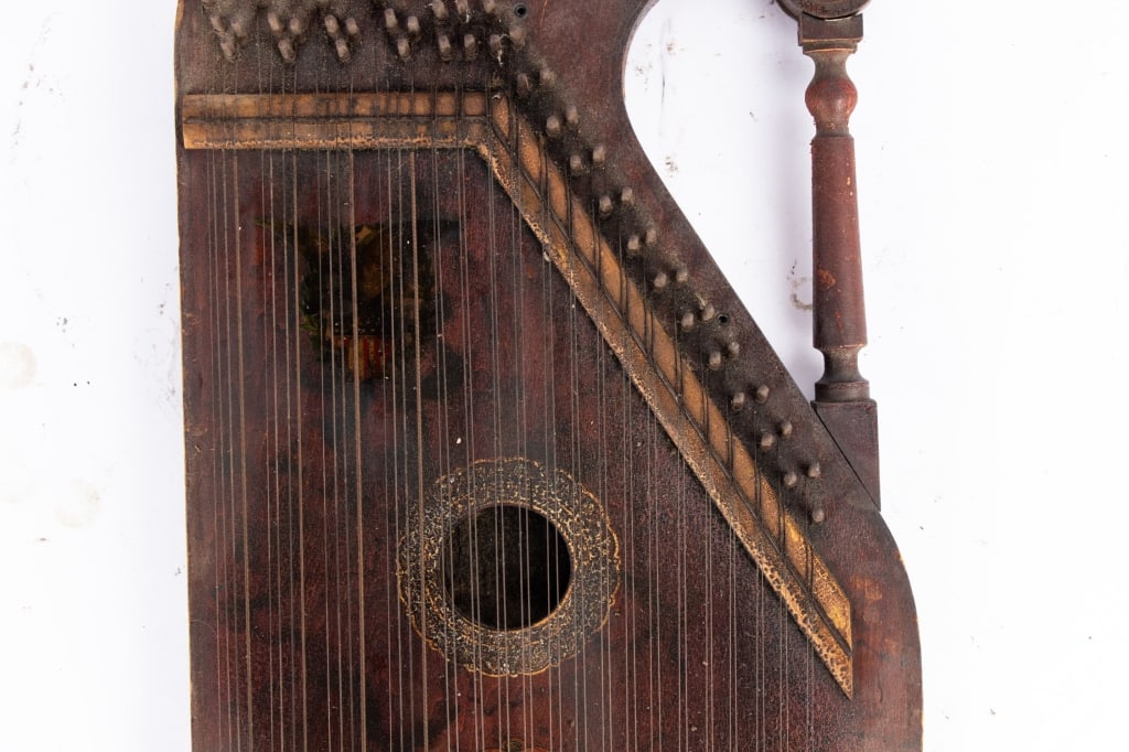 VINTAGE MANDOLIN HARP - 3