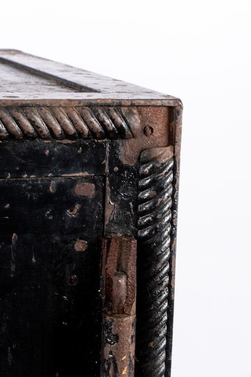 VINTAGE LOCKED COMBINATION SAFE ON WHEELS - 5