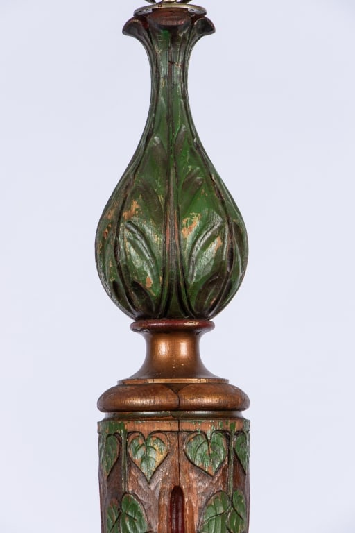20TH CENTURY CARVED IVY MOTIF FLOOR LAMP - 4