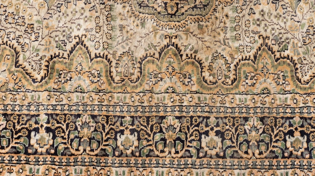 VINTAGE TABRIZ RUG - 3