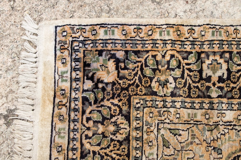 VINTAGE TABRIZ RUG - 4