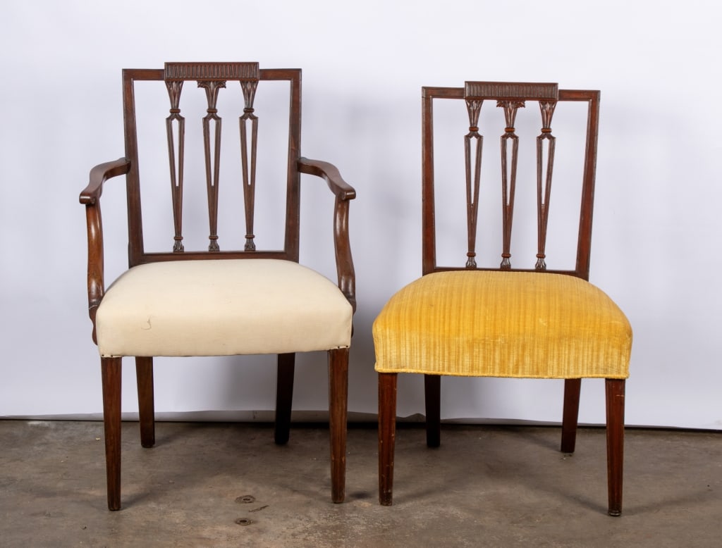 SET OF 4 HEPPLEWHITE STYLE MAHOGANY CHAIRS - 2
