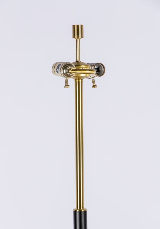 CONTEMPORARY TWO-TONE FLOOR LAMP - 2