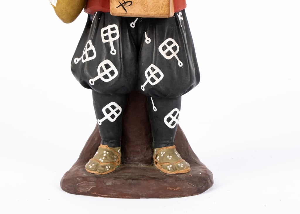 JAPANESE HAKATA CERAMIC FIGURINE - 3