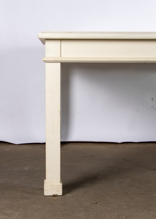 CONTEMPORARY DINING TABLE WITH 5 GLASS INSERTS - 2