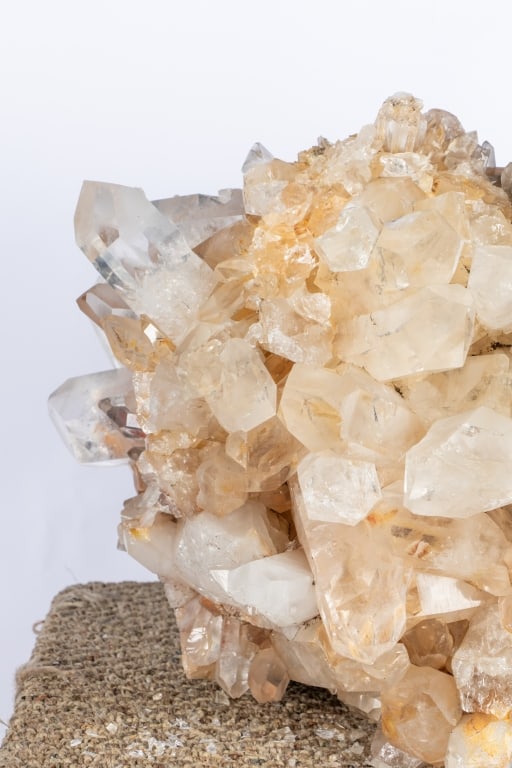 LARGE CRYSTAL CLUSTER SPECIMEN - 8