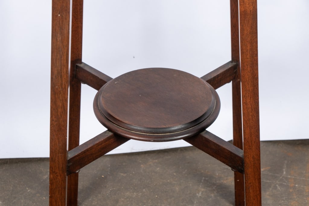 20TH C. ARTS & CRAFTS PLANT STAND - 3