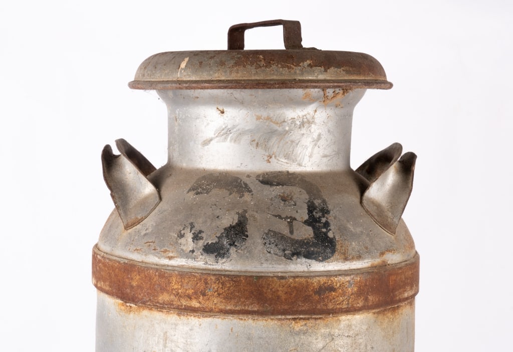 VINTAGE METAL MILK CAN - 2