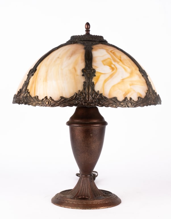 VINTAGE SLAG GLASS TABLE LAMP - 4