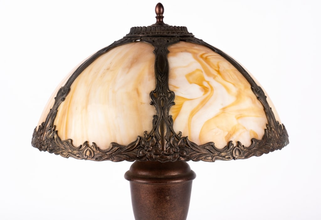 VINTAGE SLAG GLASS TABLE LAMP - 5