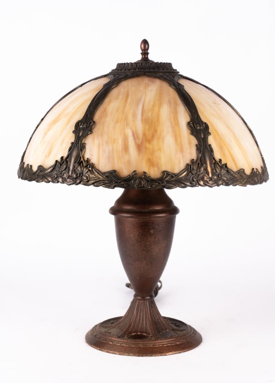 VINTAGE SLAG GLASS TABLE LAMP - 9