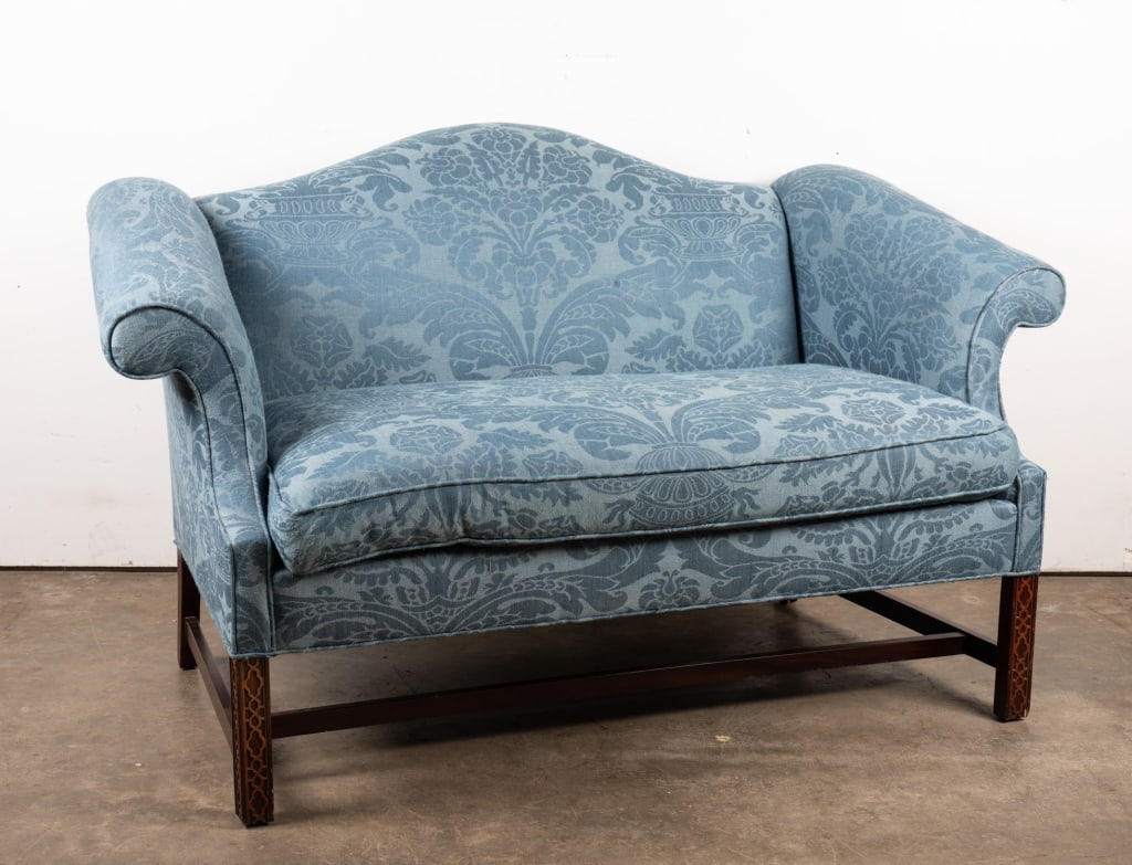 BARTON SHARPE CHIPPENDALE STYLE SETTEE - 2