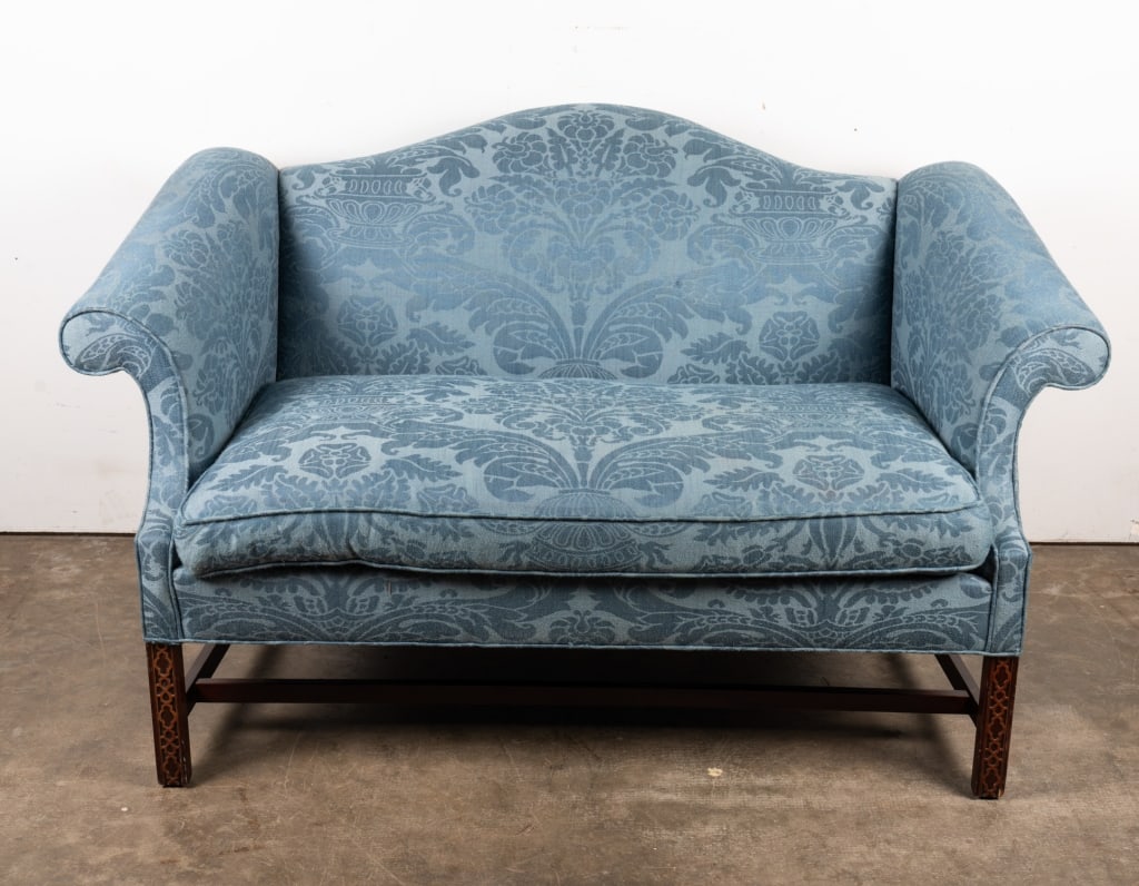 BARTON SHARPE CHIPPENDALE STYLE SETTEE - 3