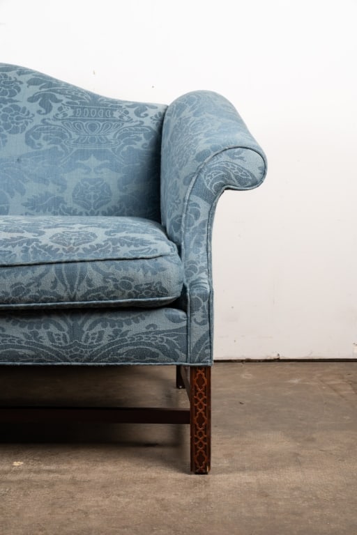 BARTON SHARPE CHIPPENDALE STYLE SETTEE - 4