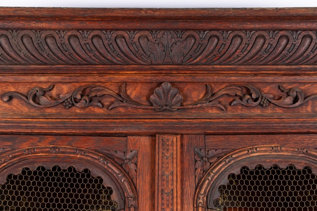 ANTIQUE RENAISSANCE REVIVAL CARVED BUFFET - 6