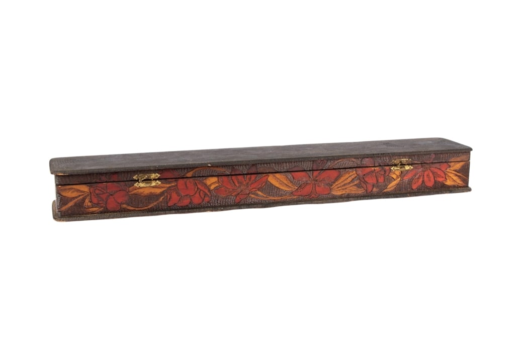 ANTIQUE HAND-CARVED BOX: Antique hand-carved box with floral and botanical motif. Approximate dimensions: h. 3", w. 31", d. 5" Disclaimer: Participating bidders must have a credit card on file with LiveAuctioneers in order